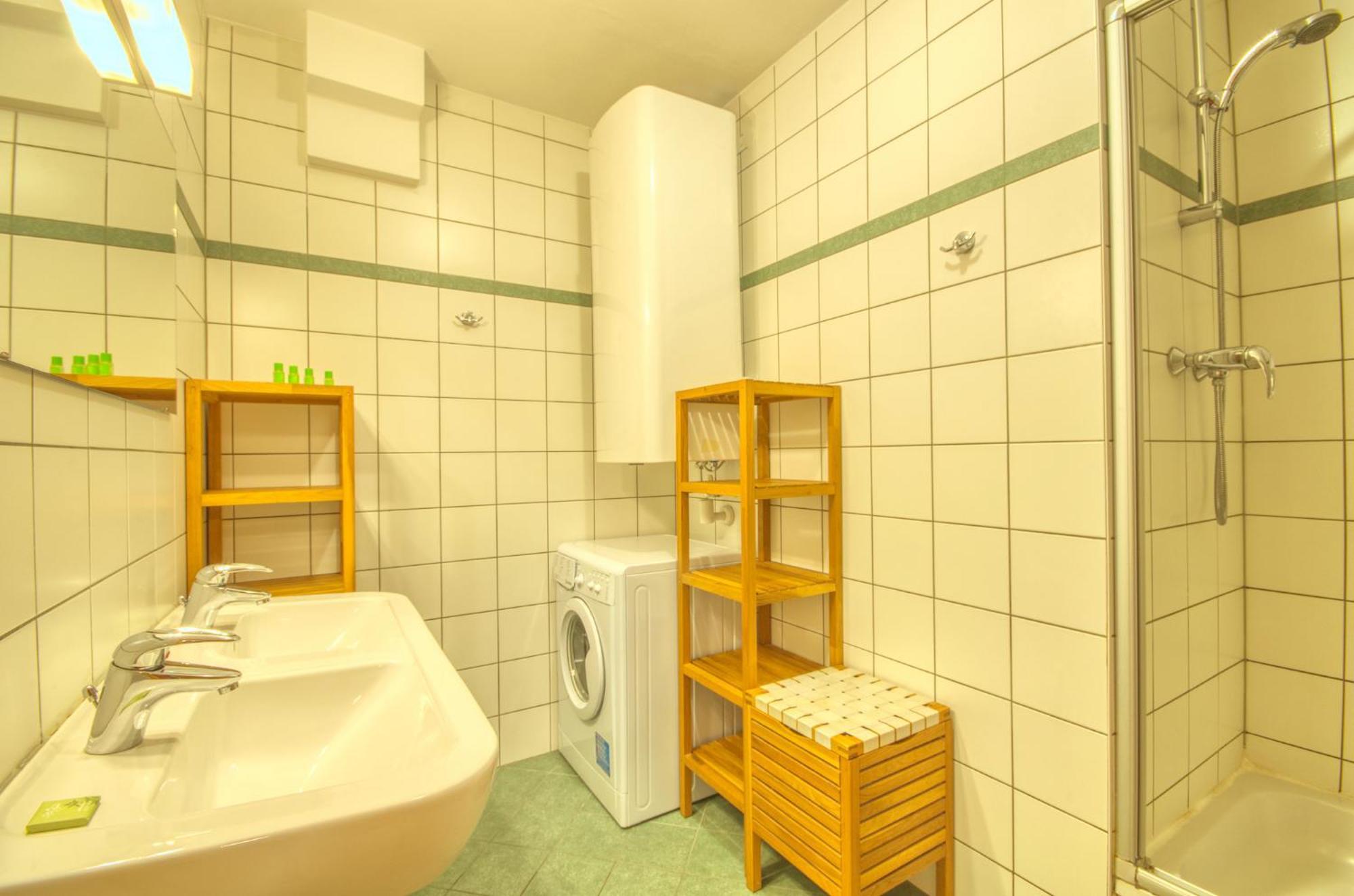 Zeller City Apt Aydin - By Alpen Apartments Zell am See Exterior foto